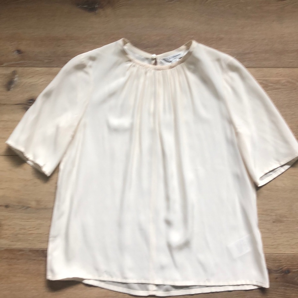 L. K. Bennett Top size 8